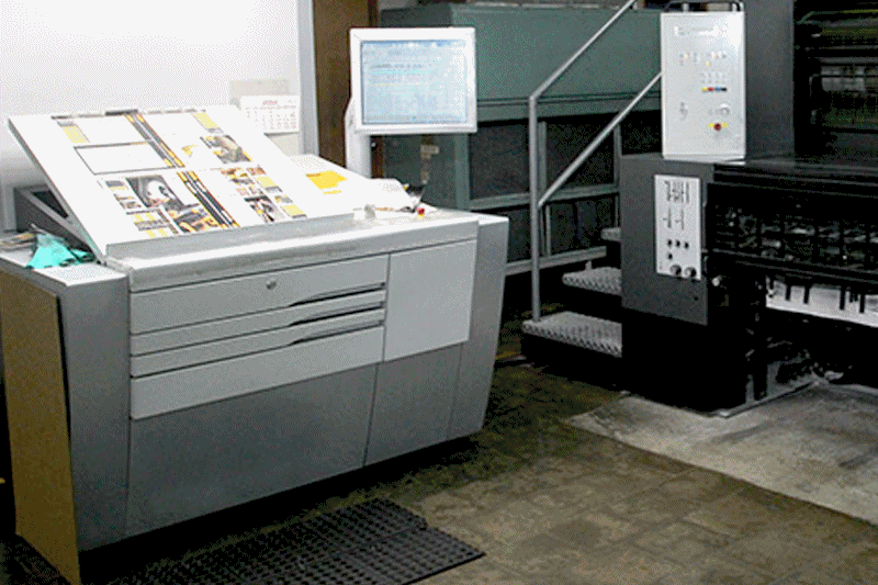 Entrada en máquina para impresión lenticular